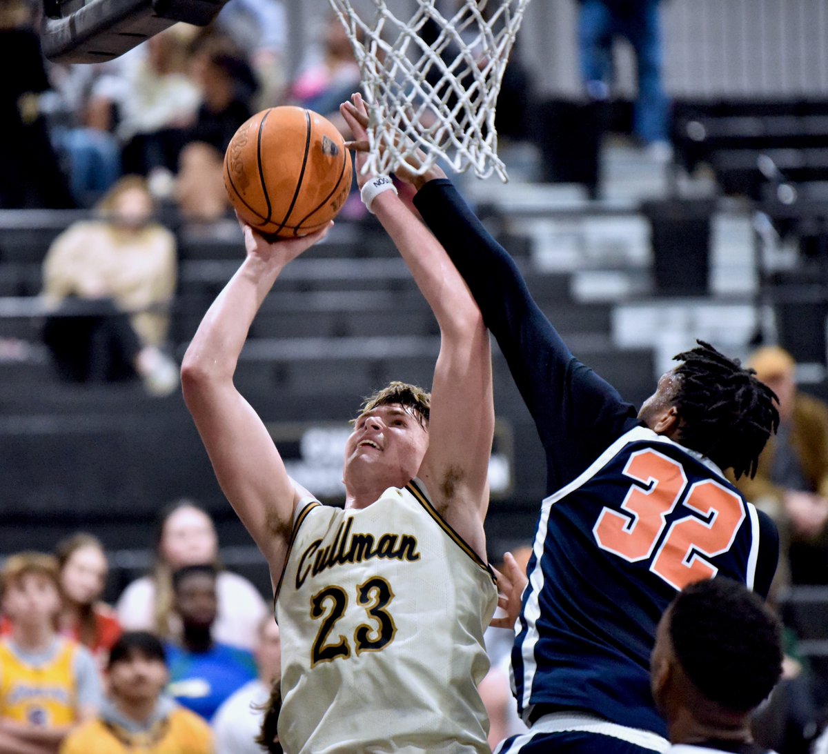 PREP BASKETBALL: Cullman shines on Senior Night; local roundup
cullmantimes.com/2025/01/31/pre…