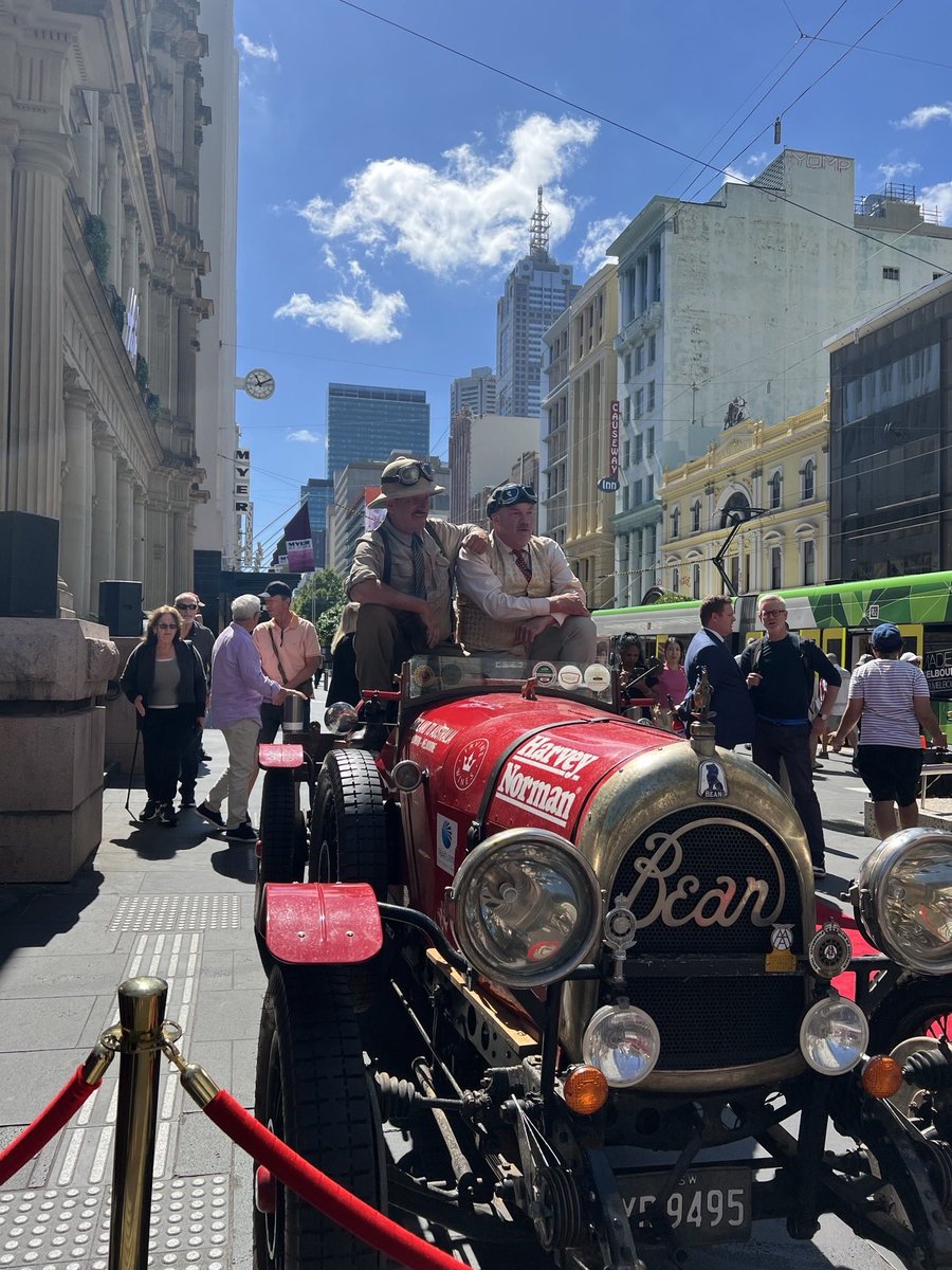 Royal Flying Doctor Service tweet media