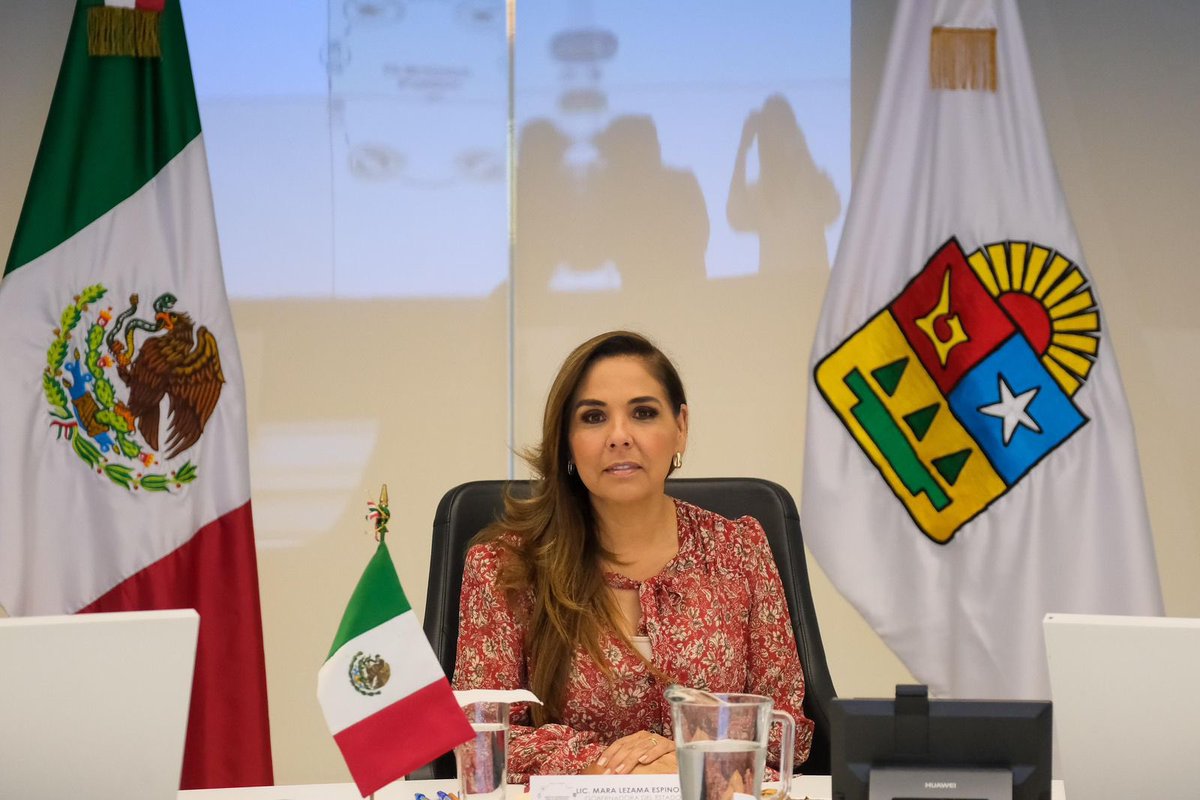 MaraLezama's tweet photo. ¡En finanzas también estamos haciendo historia! 

Con orgullo les comparto que logramos la calificación crediticia más alta en la historia de #QuintanaRoo, gracias a esta nueva forma de gobernar con honestidad, transparencia y siempre buscando destinar el dinero del pueblo para el pueblo.

La calificadora Standard & Poor's elevó nuestra posición en la escala nacional de “mxA+” a “mxAA-”, destacándonos como una de las entidades con finanzas sanas, una economía sólida y dinámica, un paquete fiscal robusto y el refinanciamiento total de nuestra deuda.

Hemos mantenido nuestra promesa de no recurrir a deuda de corto plazo y de priorizar el bienestar de las familias quintanarroenses. Además, hemos implementado medidas de austeridad y reforzado la transparencia fiscal, con un enfoque claro: ¡Porque cuando se combate la corrupción, el dinero alcanza para más!

#UnidosParaTransformar
