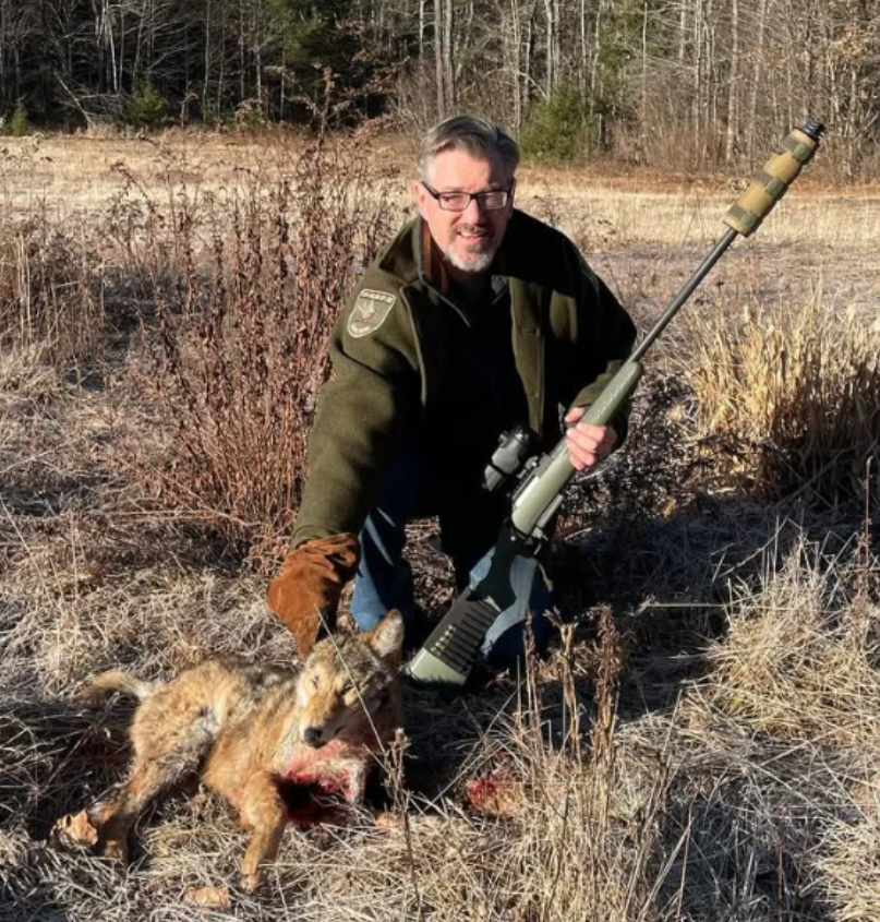 NHCART's tweet photo. NH predator hunters spend a lot of money on equipment like calling devices and weapons. One of the reasons it does not get banned is because there is a lot of money and businesses behind the 'sport'. The animals are not considered. #EndPredatorPersecution https://t.co/QcxI5W34KG