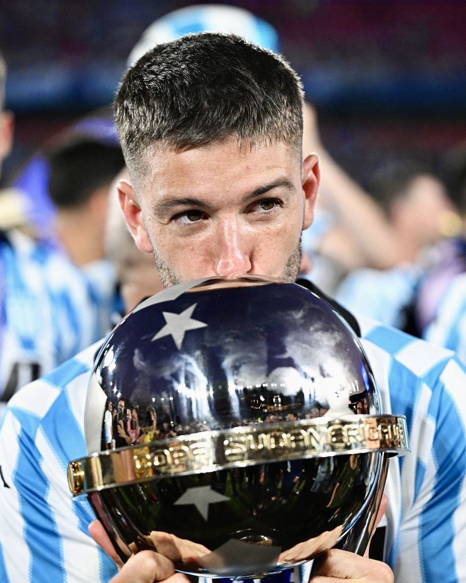 DataRacingOK's tweet photo. ¡¡¡GOOOOOOOOOOOOOOOOOOLLLLLLLLL DE VIETTO!!!

RACING 2 - Belgrano 0 https://t.co/PeRvX0LRnu