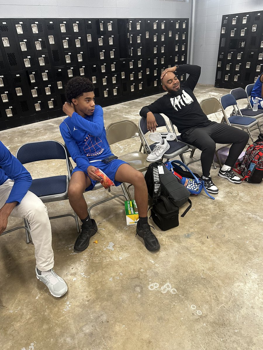 District season on deck means 🔥 gear and good food!  Thanks to Ms. Libbie Williams for todays pregame meal.  

#WeAreSaints #GetInTheWater