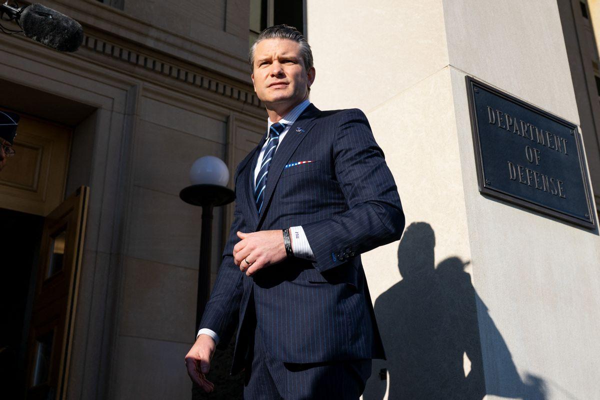 ❌ No, Pete Hegseth wasn't arrested for drunkenly crashing a tank into the Pentagon. snopes.com/fact-check/heg…