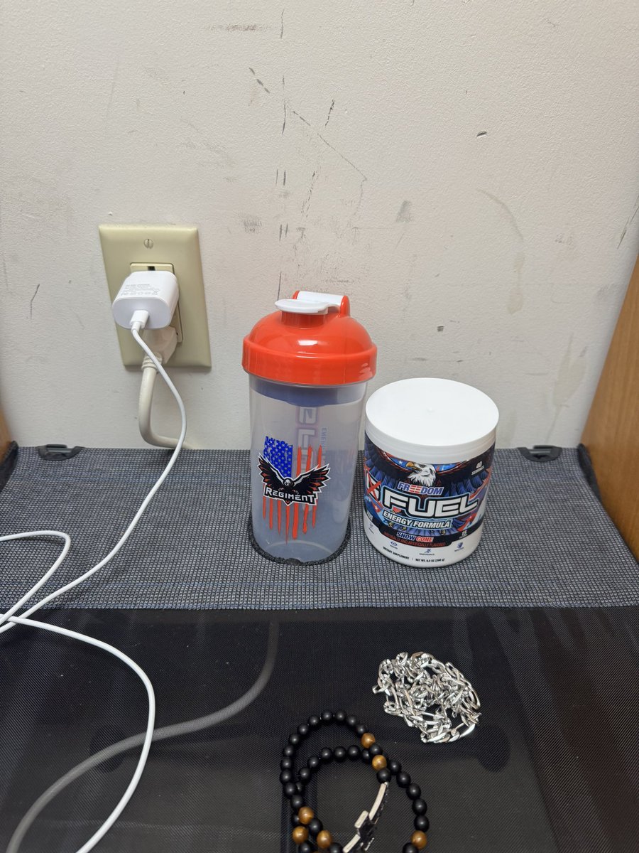 TTVShockTurtle's tweet photo. Can’t go to Military Drill without your @GFuelEnergy
Especially when you have deal with @Floppinggizzy
#GFuel
#Regiment
#ShellShockGaming https://t.co/dTw6IYjOHo