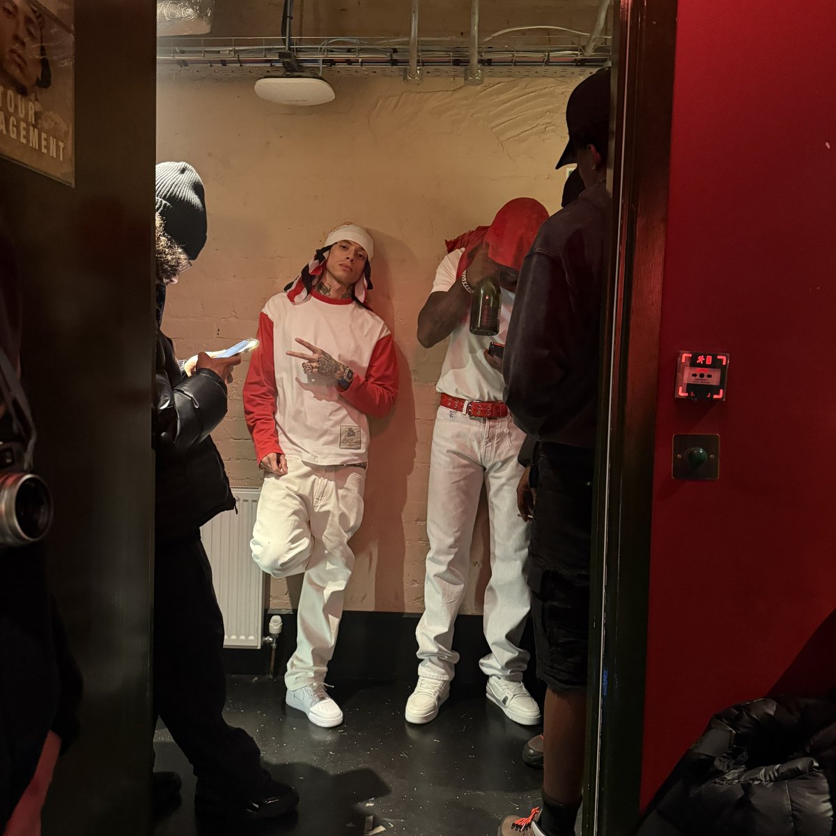 centralcee's tweet photo. .@Skepta WE THE ONES PUTTING ON THE CITY NOT THEM 🇬🇧 https://t.co/S6kS4A8zAe