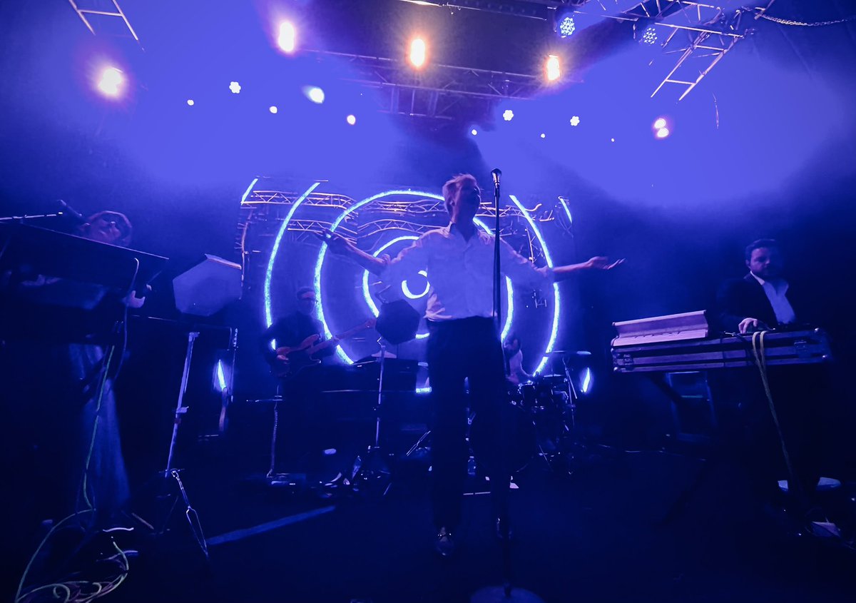 The always  magnificent <a href="/HousePlantsIE/">HousePlants.</a> 🪴💚🕺