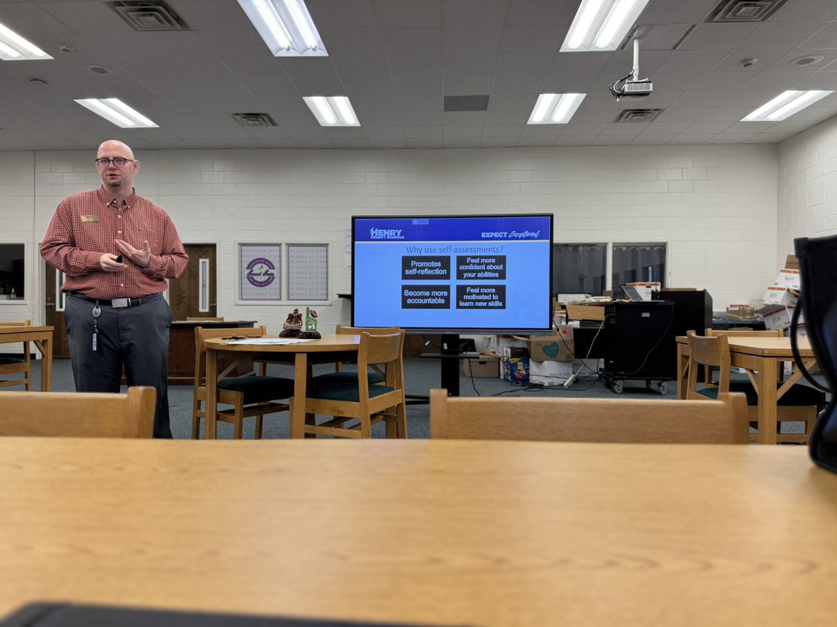 FontenotD0214's tweet photo. Great accountability PD today from our Director @McLeod_Edu for our @Transport_HCS leaders! https://t.co/VOlZdcvvvN