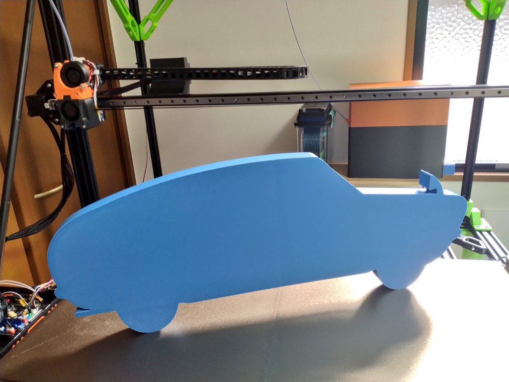 duca_400's tweet image. よぉーーし完走っ☺️
看板なので表は写せないけど良い感じ👍
0.6mmノズル、0.44mm積層、長さ約700mm、約1kg😁
#KP10s5
#kaika 860
#polyterra
#3Dプリンター