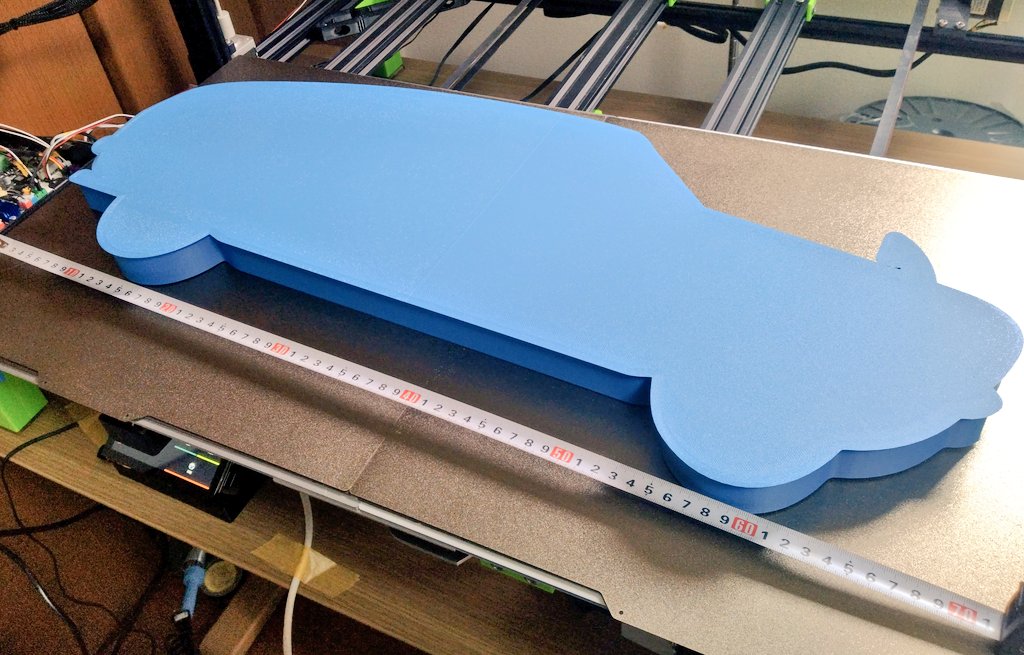 duca_400's tweet image. よぉーーし完走っ☺️
看板なので表は写せないけど良い感じ👍
0.6mmノズル、0.44mm積層、長さ約700mm、約1kg😁
#KP10s5
#kaika 860
#polyterra
#3Dプリンター