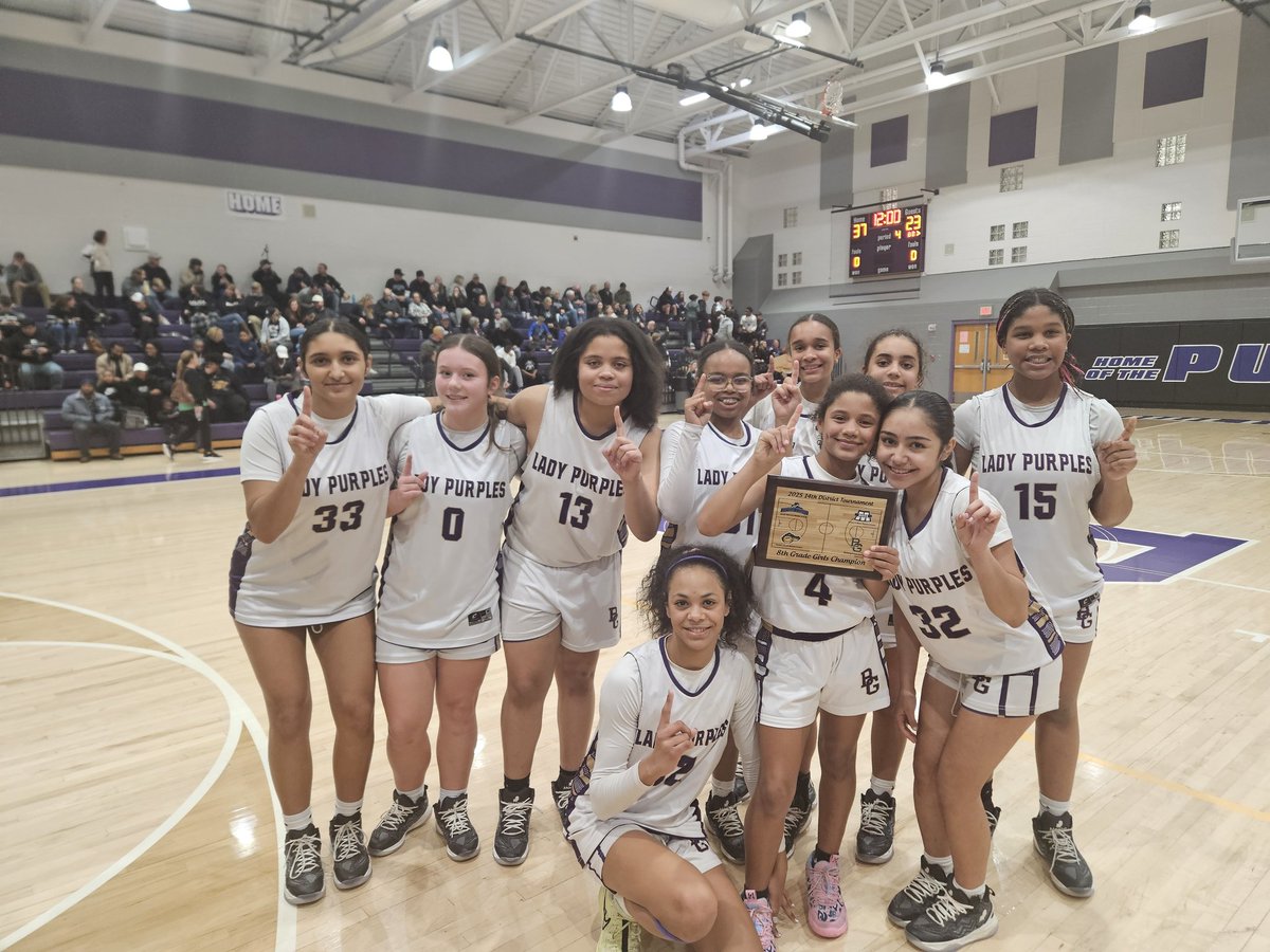BGJHS's tweet photo. District Champs!

Congratulations to @BGJHSGIRLSHOOPS 8th grade team players &amp; coaches on capturing the district championship with a 37-23 victory over South Warren. https://t.co/wSzDEG6bh4