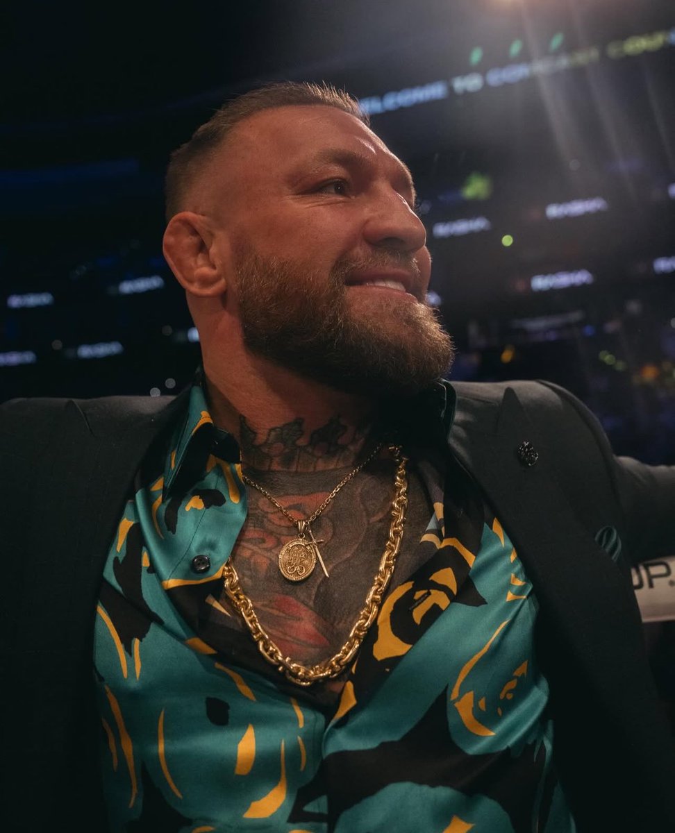Conor McGregor tweet media
