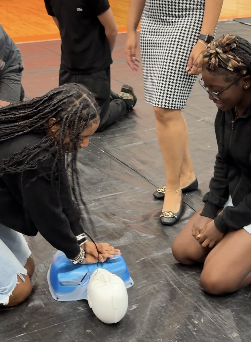 ocpsnews (@ocpsnews) on Twitter photo 💗 In celebration of #WorldHeartDay, 28,000 OCPS high schoolers teamed up with the <a href="/American_Heart/">American Heart Association</a> and local fire departments to master hands-only CPR! Thank you to everyone who made this training a success!
<a href="/ocpsboone/">Boone High School</a> #ocps 💗 In celebration of #WorldHeartDay, 28,000 OCPS high schoolers teamed up with the <a href="/American_Heart/">American Heart Association</a> and local fire departments to master hands-only CPR! Thank you to everyone who made this training a success!
<a href="/ocpsboone/">Boone High School</a> #ocps