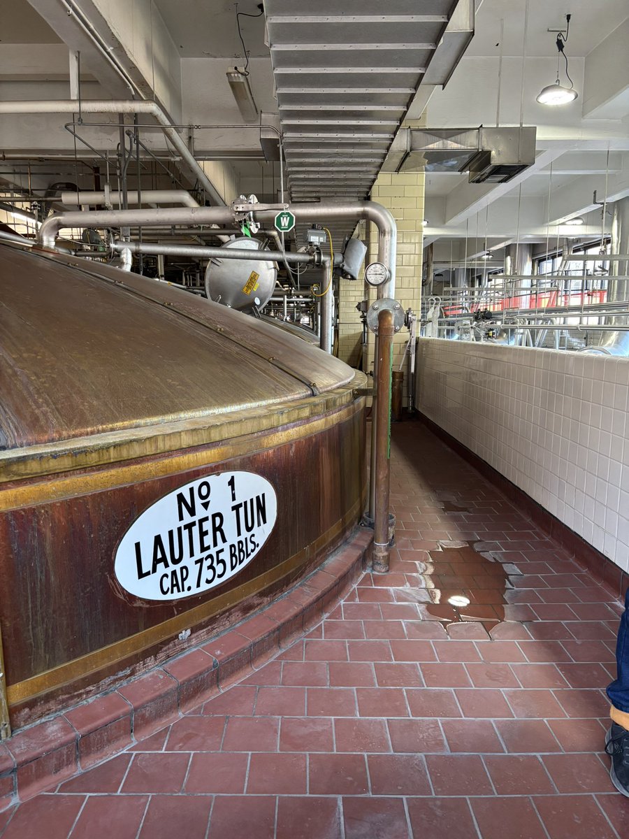 kickinittarot's tweet photo. @BillyIdol Playing hooky because “IT’S A NICE DAY TO TOUR AGAIN” at the Miller Brewing Company Milwaukee, WI 

#billyIdolMKE https://t.co/5qWO9wSasR