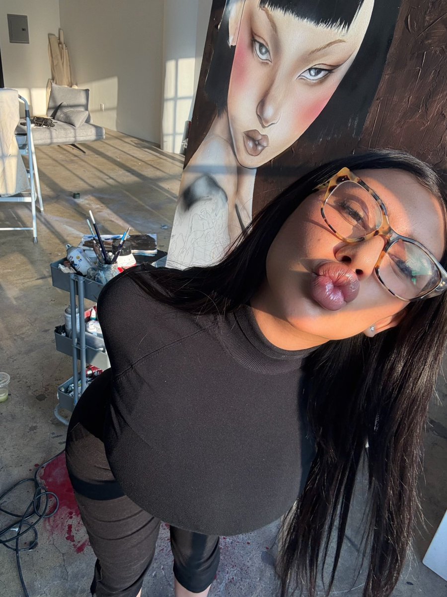 Alana Marie tweet media