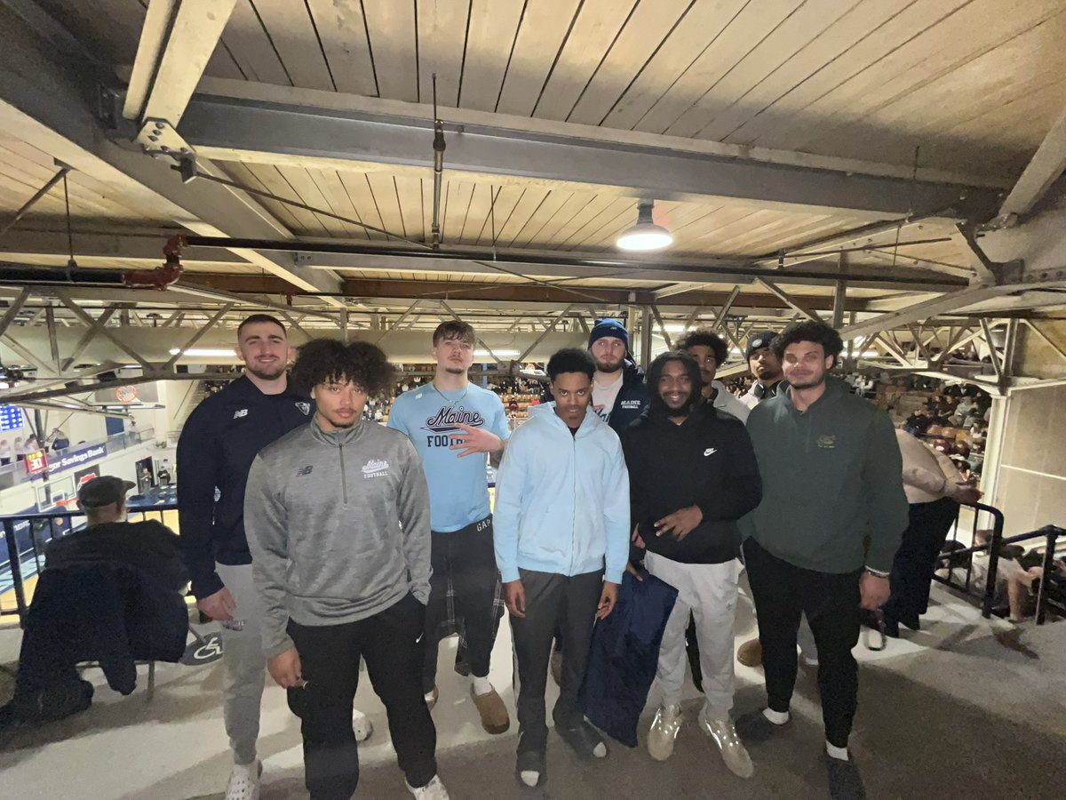 anthony_iliano's tweet photo. Team Norris Crew showing love to @MaineMBB!! with a big dub vs UNH https://t.co/ulMKOQRlJz