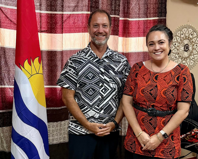 DavidRobie's tweet photo. NZ- Kiribati fallout:  A ‘Pacific way’ perspective on the Peters spat #AsiaPacificReport #Kiribati #NZPolitics #Diplomacy #NZaid
https://t.co/KCPAKBqftp https://t.co/5wrdSkNKwl