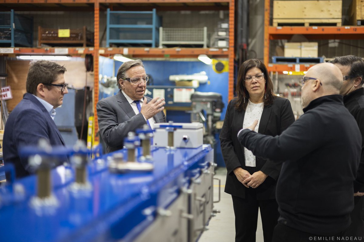 francoislegault's tweet photo. J’ai visité l’entreprise Métal 7, à Sept-Îles, qui se spécialise dans la fabrication d’équipements de pointe pour l’industrie minière.

Compte tenu du contexte actuel, on sera présents pour soutenir nos entreprises et protéger notre économie. https://t.co/7AdUDTB3RF