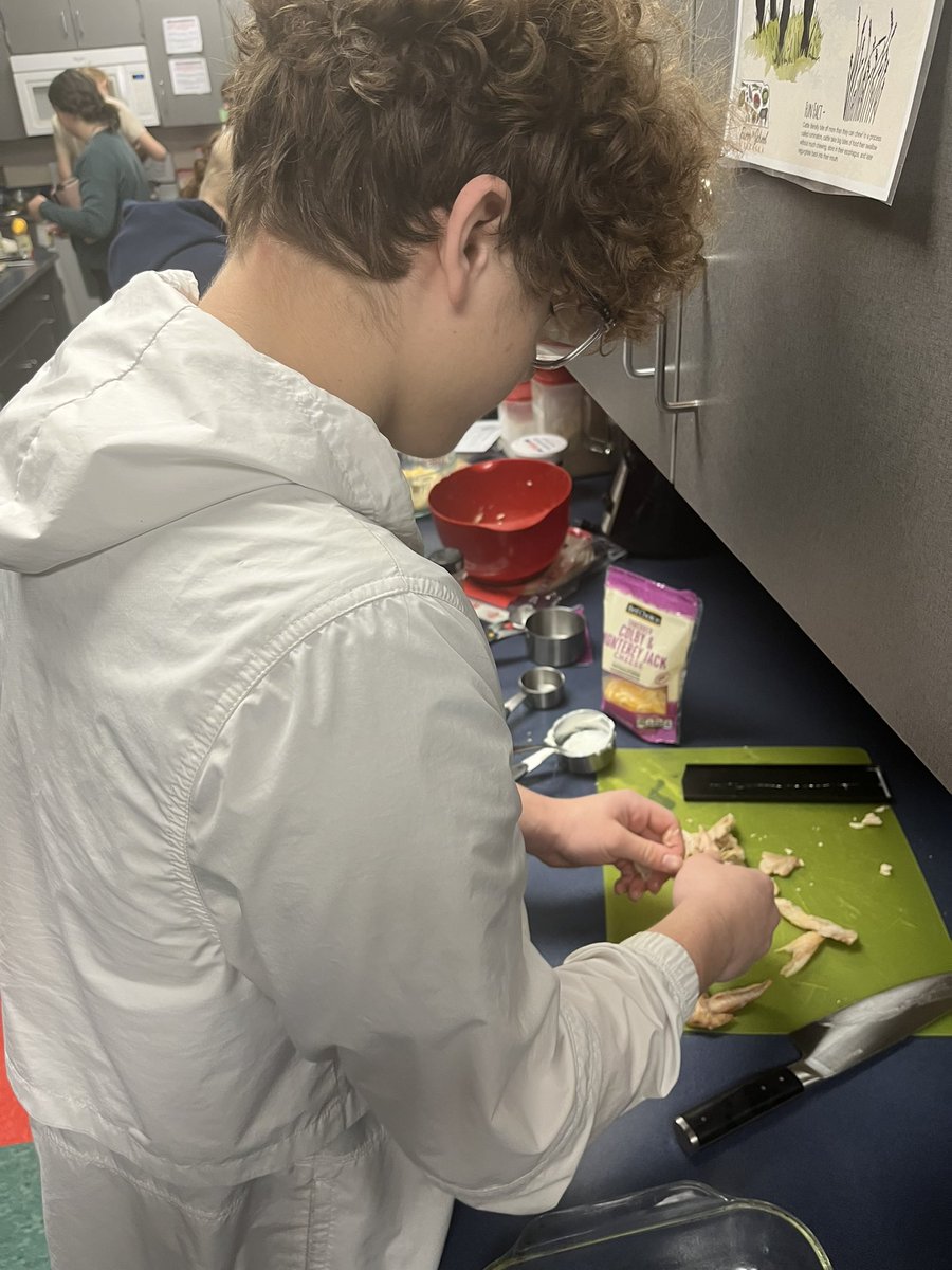 Sarah Hubel, CFCS - FCS educator tweet media