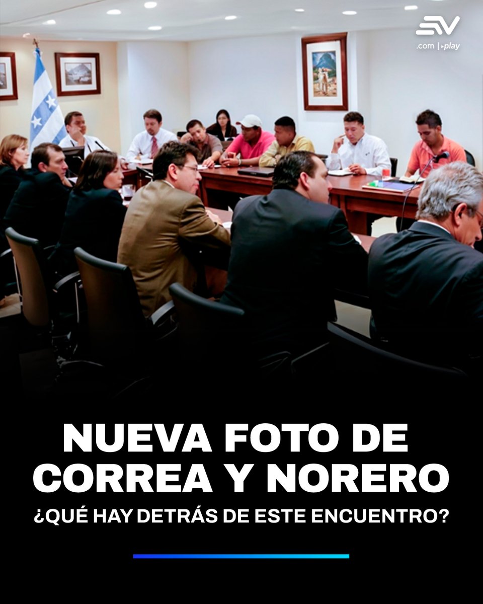 EcuavisaInforma's tweet photo. 📸 Una fotografía, en la que aparece el expresidente Rafael Correa junto a representantes de pandillas y ministros, se viralizó en redes sociales en las últimas horas. 👉 https://t.co/jINoresgs0 https://t.co/hoxmbE6vHG