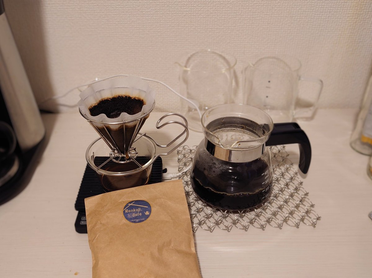 okuta_coffee's tweet photo. 上げ忘れの朝コーヒー、 @Renkojicafe1 さんのブラジル ナチュラル☕
苦味が甘味と一緒にやって来て、上品で美味しいんです https://t.co/WbysjfTiFn