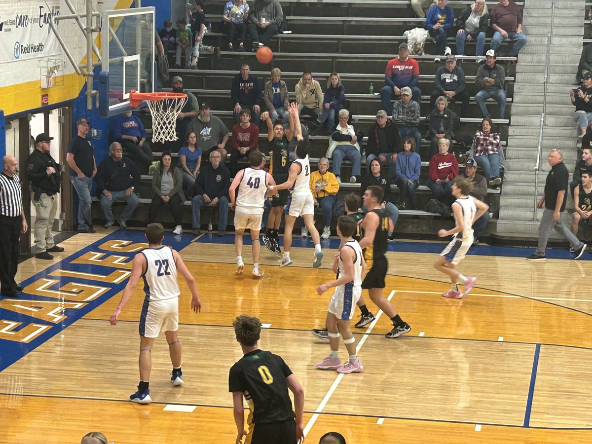 Knights 54-38 over the Golden Eagles. The Mayor of Dunkville strikes again.