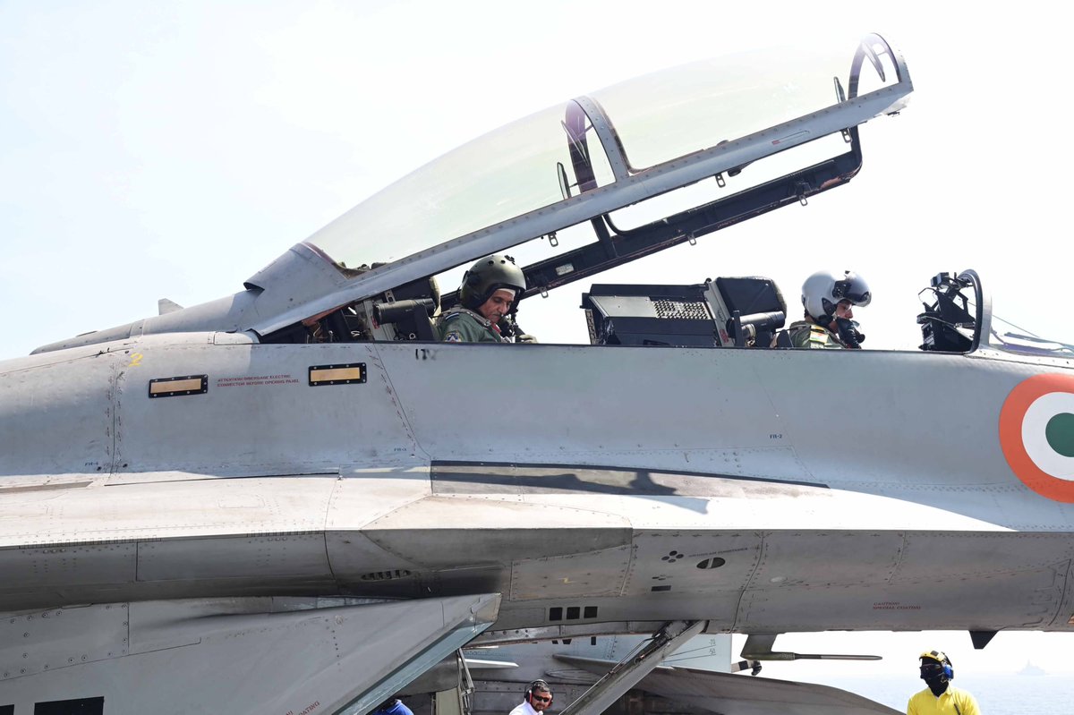 indiannavy's tweet photo. In the true spirit of #Jointmanship, the VCAS embarked #INSVikrant in a Mig 29K trainer. The overnight sea sortie of the senior officers is part of #TROPEX and #AMPHEX where joint operations between #IndianNavy, #IndianArmy and #IndianAirForce would be conducted.
@IN_WNC @IN_HQENC
@IndiannavyMedia