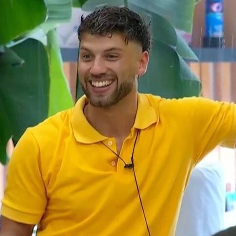gh_trivia's tweet photo. ¿DE QUÉ LADO ESTÁS?

🔁 PETRONA 

❤️ TATO

#GranHermano https://t.co/D8aNxqoUe0