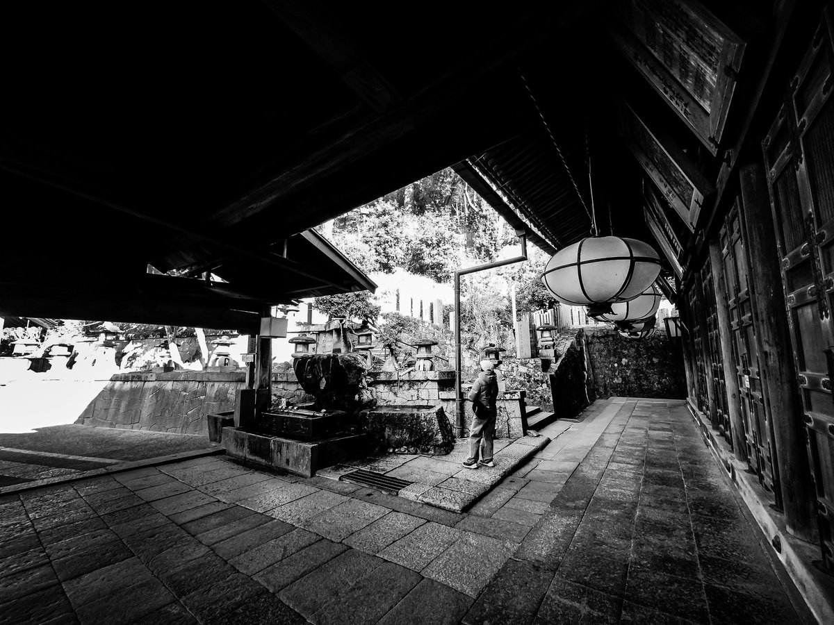 二月堂

Xiaomi 14T