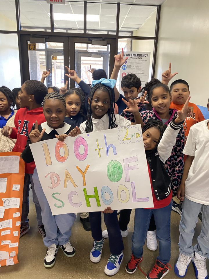 LancasterISD's tweet photo. π
π Lancaster ISD elementary campuses have been celebrating the 100th day of school in style! From creative costumes to fun learning activities, our students are 100 days smarter and shining brighter than ever! π―β¨
#100DaysSmarter #DreamBelieveRoar https://t.co/DD446WBe96