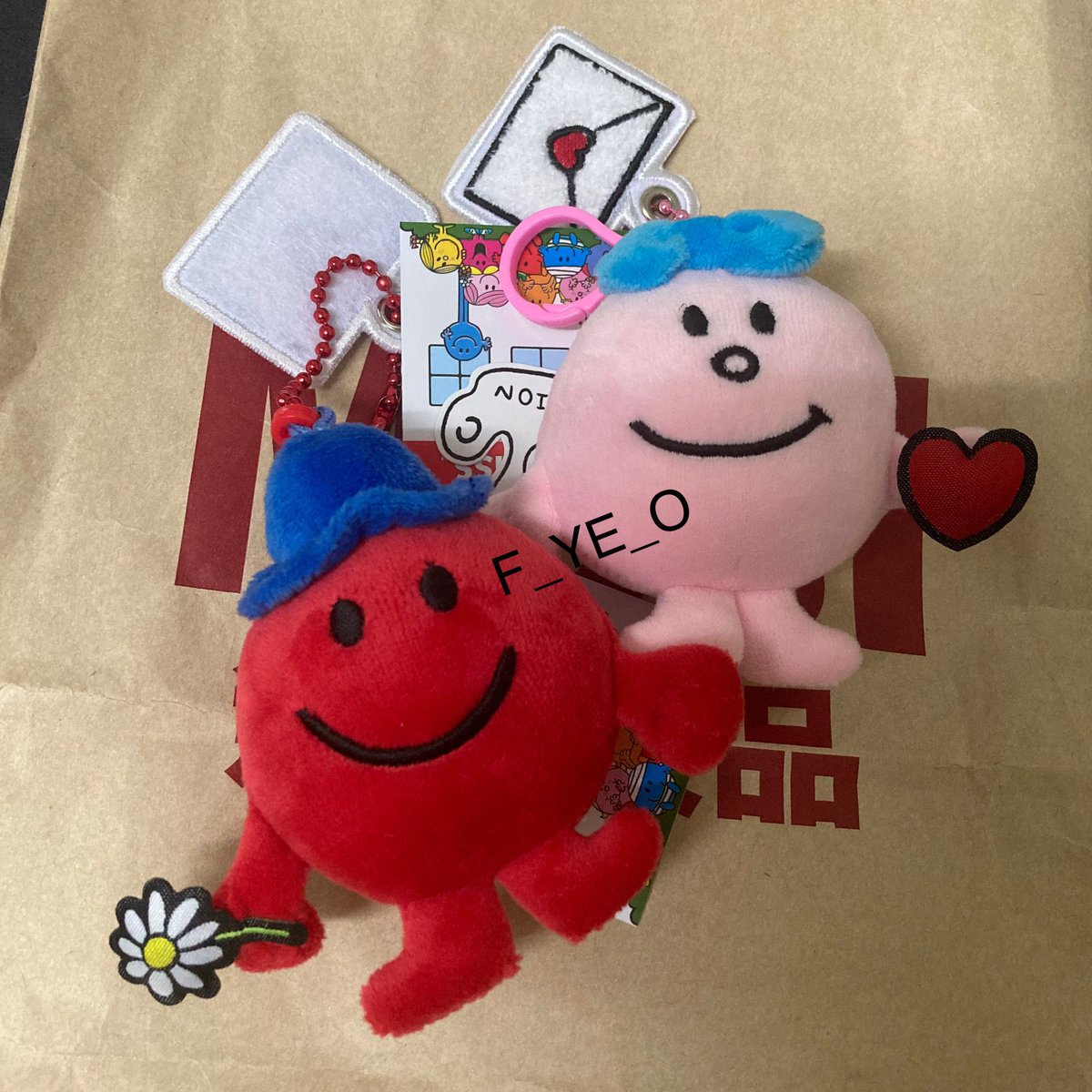 F_Y_E_O's tweet photo. ส่งต่อพวงกุญแจ codec Valentine  https://t.co/AvnZkIFyuL (Small) &amp; Little Miss (Tiny)  600 รส  ไม่เคยใช้งานค่ะ 💖

#ส่งต่อตุ๊กตา  #ตลาดนัดตุ๊กตา #codeccreation #ส่งต่อcodeccreation #mrmenlittlemiss #ส่งต่อตุ๊กตาสภาพดี  #mrmenlittlemissthailand https://t.co/EnqDv5Xnn0