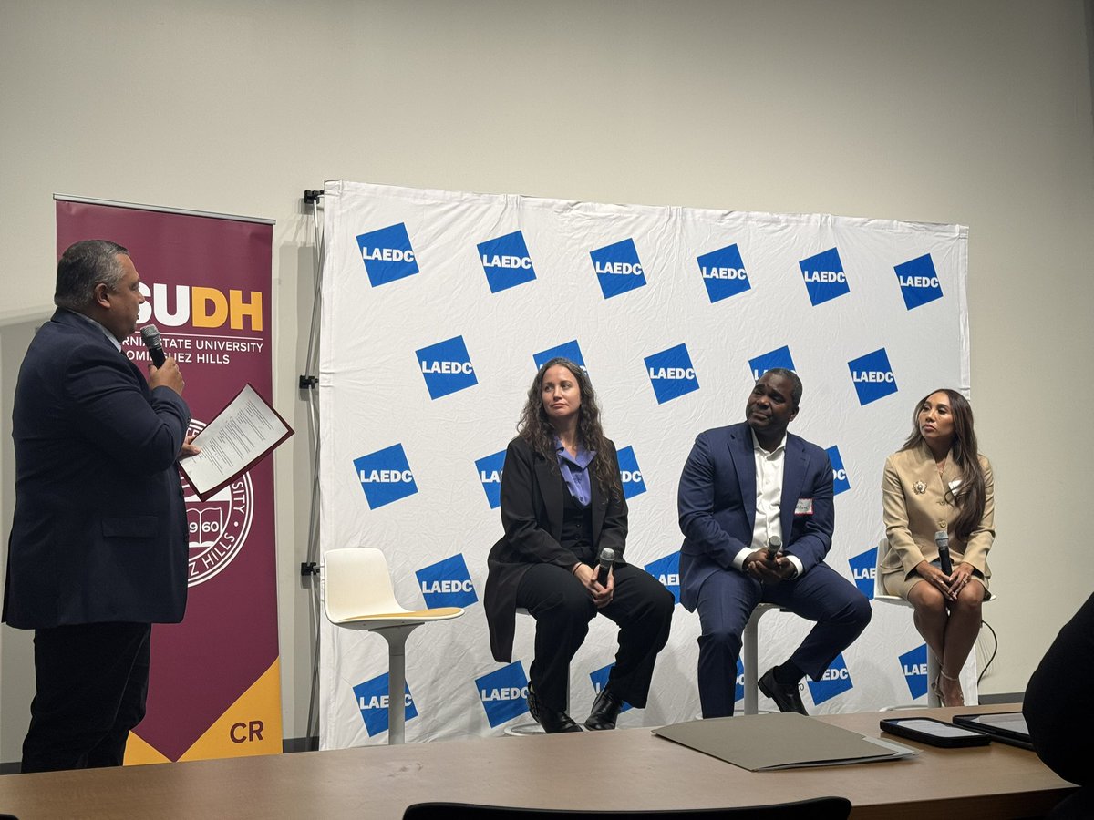 BiocominLA's tweet photo. Fantastic “Future Forum: The Future of Community Health” hosted by @LAEDC at @csudh addressing urgent issues such as health equity, access to care, the need for more registered nurses, the future of AI in telehealth, housing and the digital divide. https://t.co/j940N1JKci