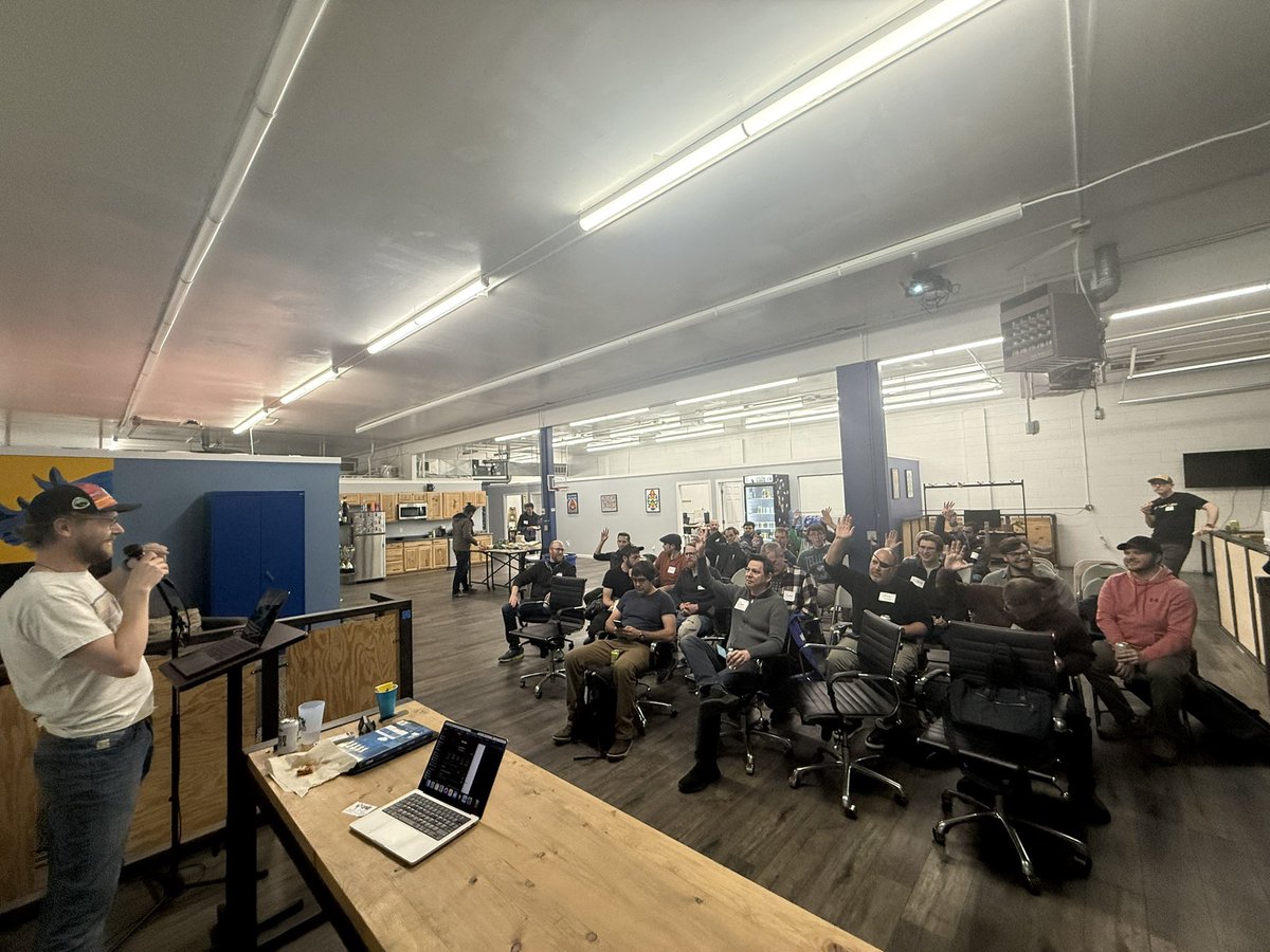 Alex Volkov tweet media