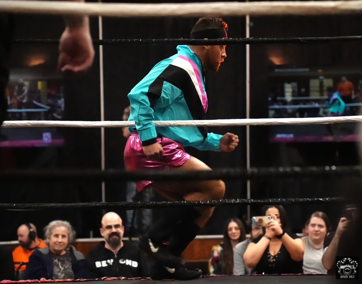 AmberNicoPhoto's tweet photo. CJ Cruzz vs. Lunk Bunkus at Rad Pro Rasslin’ in Worcester, MA #radpro #indiewrestling #wrestling #wrestler #professionalwrestling #digitalphotography #wrestlingfans #wrestlingphotography #wrestlingphotographer #sony #sonya9iii #boston #bodyslamnet #ambernicophoto #aew #wwe #ambernico