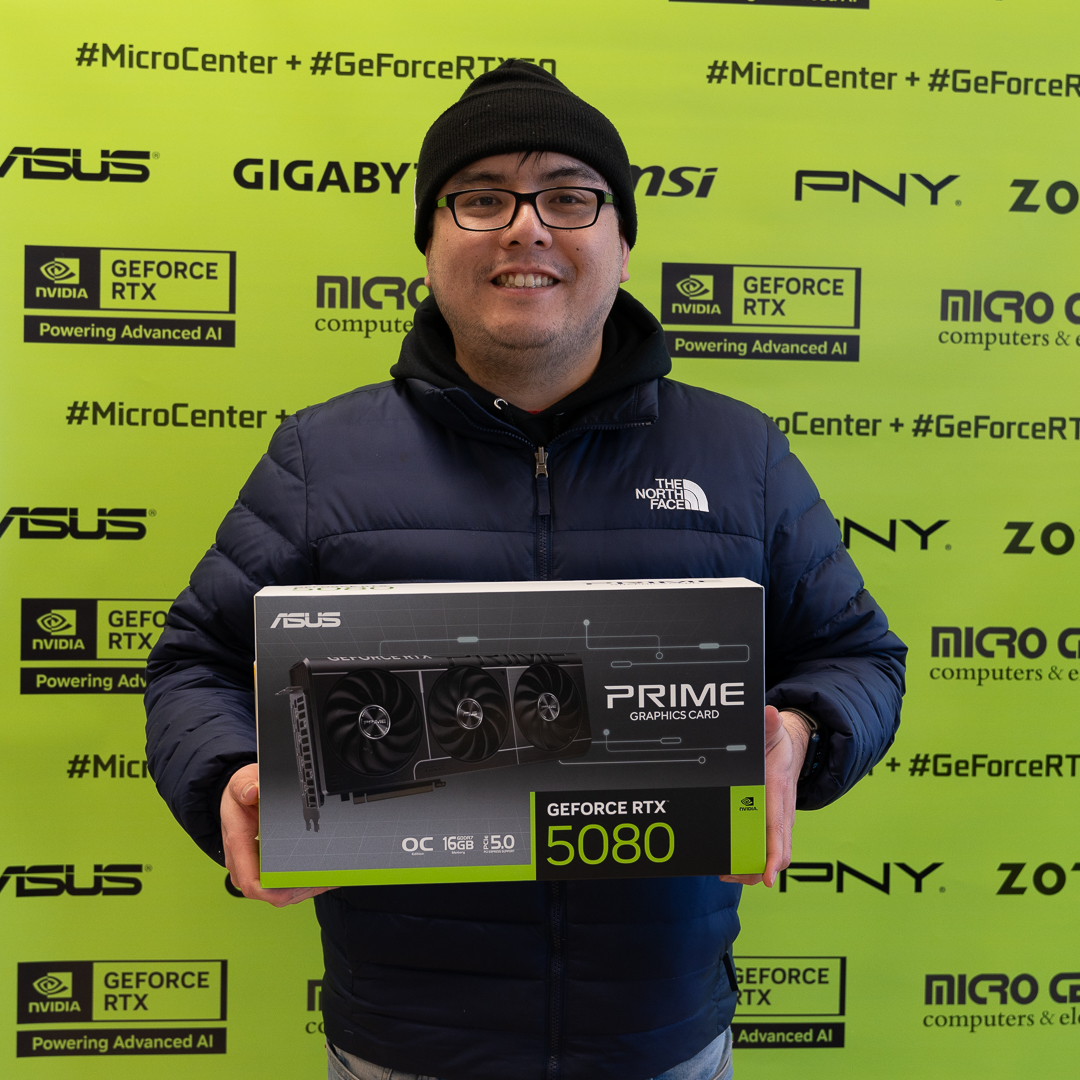 Micro Center tweet media