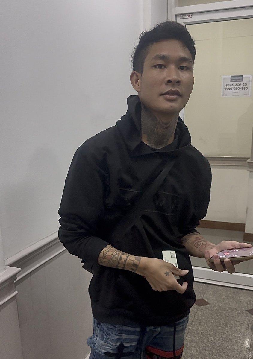 Anh tư sung sức 🦑 tweet media
