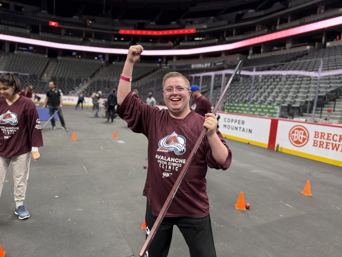 SpecOlympicsCO's tweet photo. Fun was had at the Avalanche Floor Hockey Clinic today!
Thank you so much to the @coloradoavalanche and @ks_charities for having us!
#ChooseToInclude #PlayUnified #FloorHockey #SOColorado https://t.co/9DQcL8EhLE