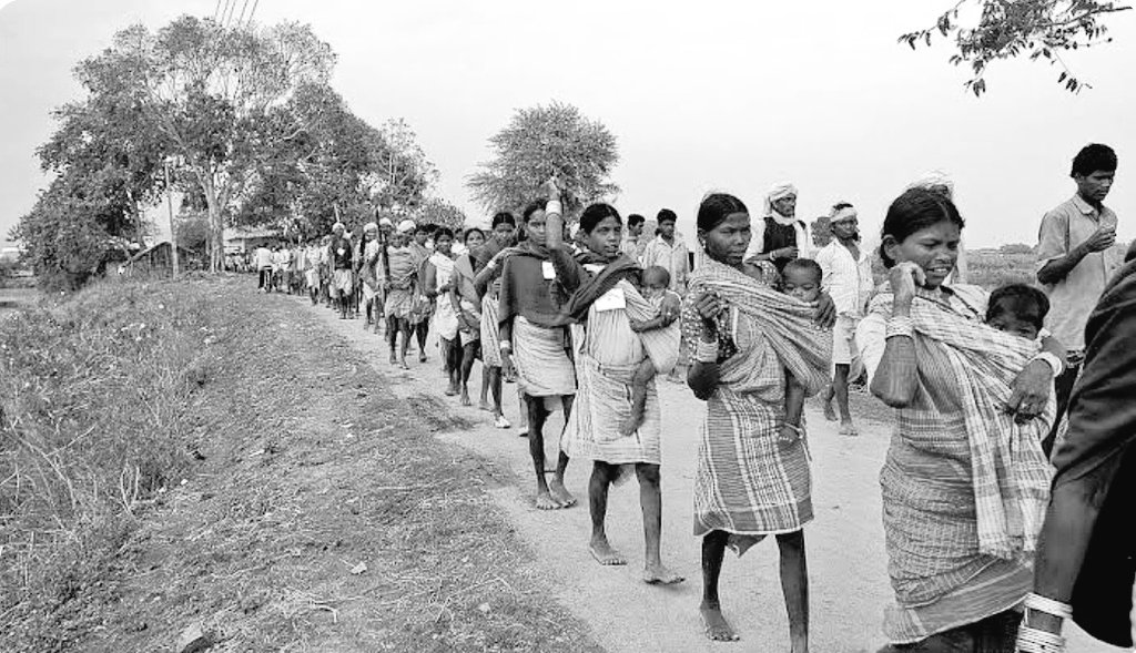 मैं बागी रहूँगा हमेशा उन महफिलों का, 
जहाँ शोहरत तलवे चाटने से मिलती हों .!!!

-अज्ञात
जोहार। 🙏
<a href="/brijeshbhusara/">Brizz📷~ તોફાની😂</a> <a href="/MukeshRdxTudu/">Mukesh Rdx Tudu</a> <a href="/MarshalmurmuGts/">Marshal | Mᱩᱨmᱩ 🇲🇨</a> <a href="/PremchandHans18/">Prem Hansda(Talada)</a> <a href="/Kartik_Oraon92/">Kartik Oraon 🇮🇳 आदिवासी</a> <a href="/Akkisehra/">Akki Sehra</a> <a href="/iBrahmdeoPaswan/">Brahmdeo Paswan</a> <a href="/bkmjsm/">मृत्यु का देवता (नरक में आपका स्वागत है)</a> <a href="/damor_kalawati/">Adivasi Kalawati Damor</a> <a href="/DilipHa68309602/">Hansda Brother's</a> <a href="/Furkanjmm/">Md Furkan Ahmad</a> <a href="/SOKDRAmbedkar/">Symbol of knowledge</a>