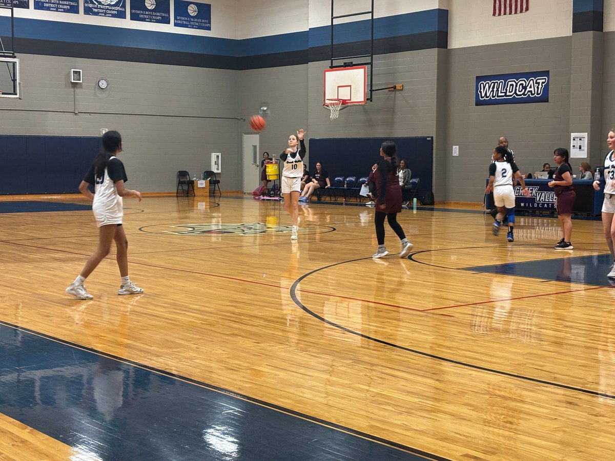 CreekValleyMS's tweet photo. Big win for our Division 1 girls tonight! ๐ฅ Check out that score! Go Wildcats!!! ๐ช Ready to dominate in round two! #prideinside https://t.co/36dkDywsDx