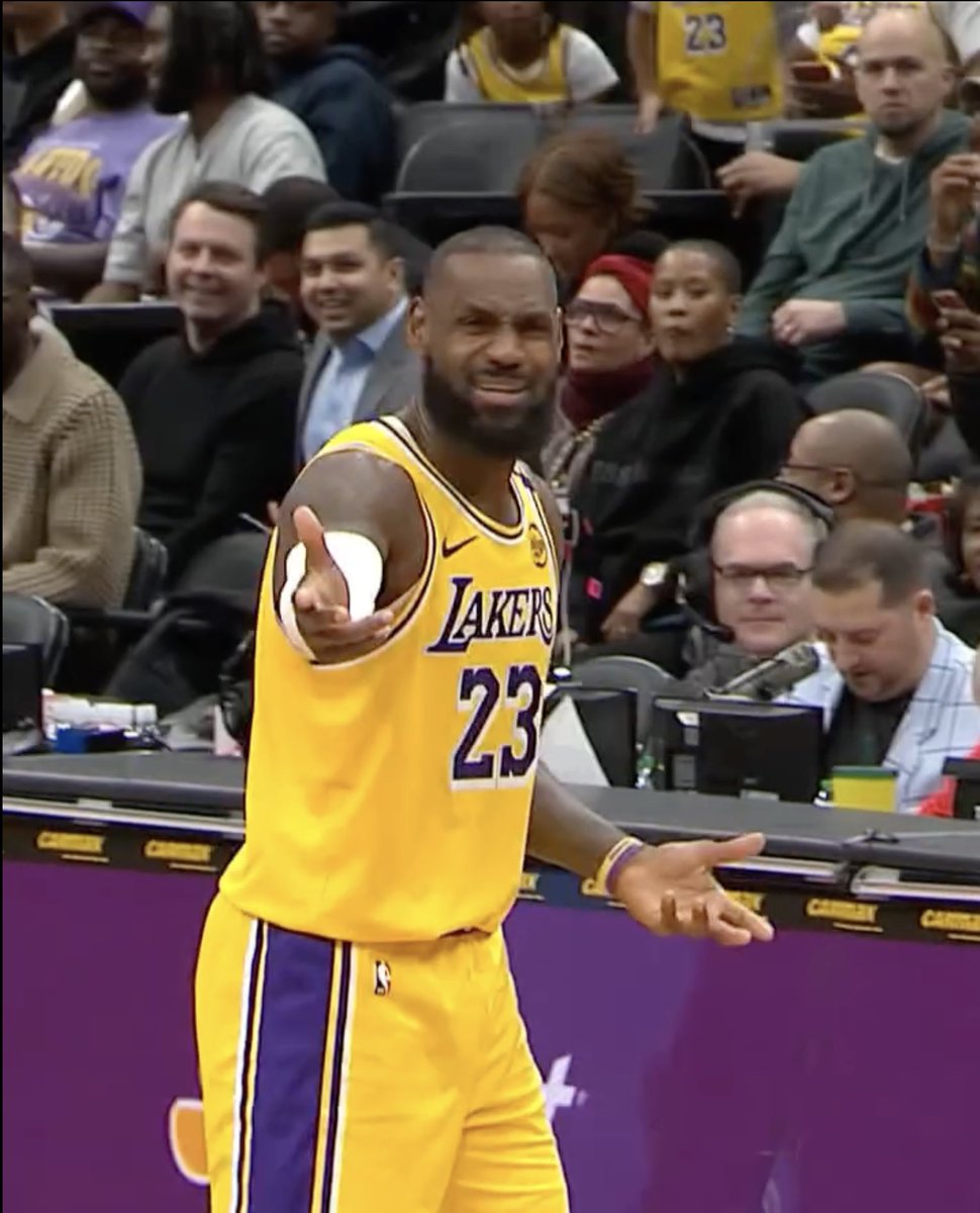 BleacherReport's tweet photo. LeBron giving us new reaction memes 🤣😭 https://t.co/qLBB6TyWRL