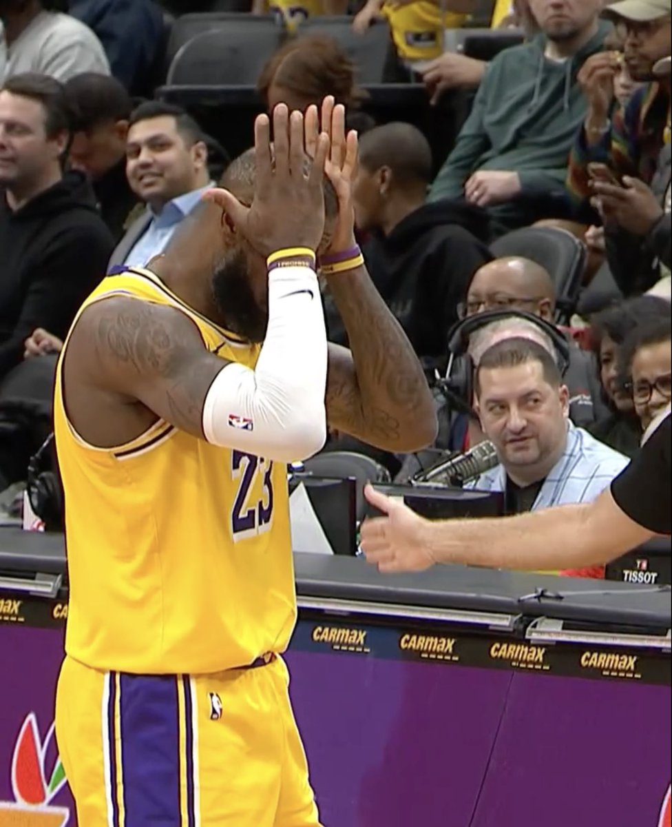 BleacherReport's tweet photo. LeBron giving us new reaction memes 🤣😭 https://t.co/qLBB6TyWRL
