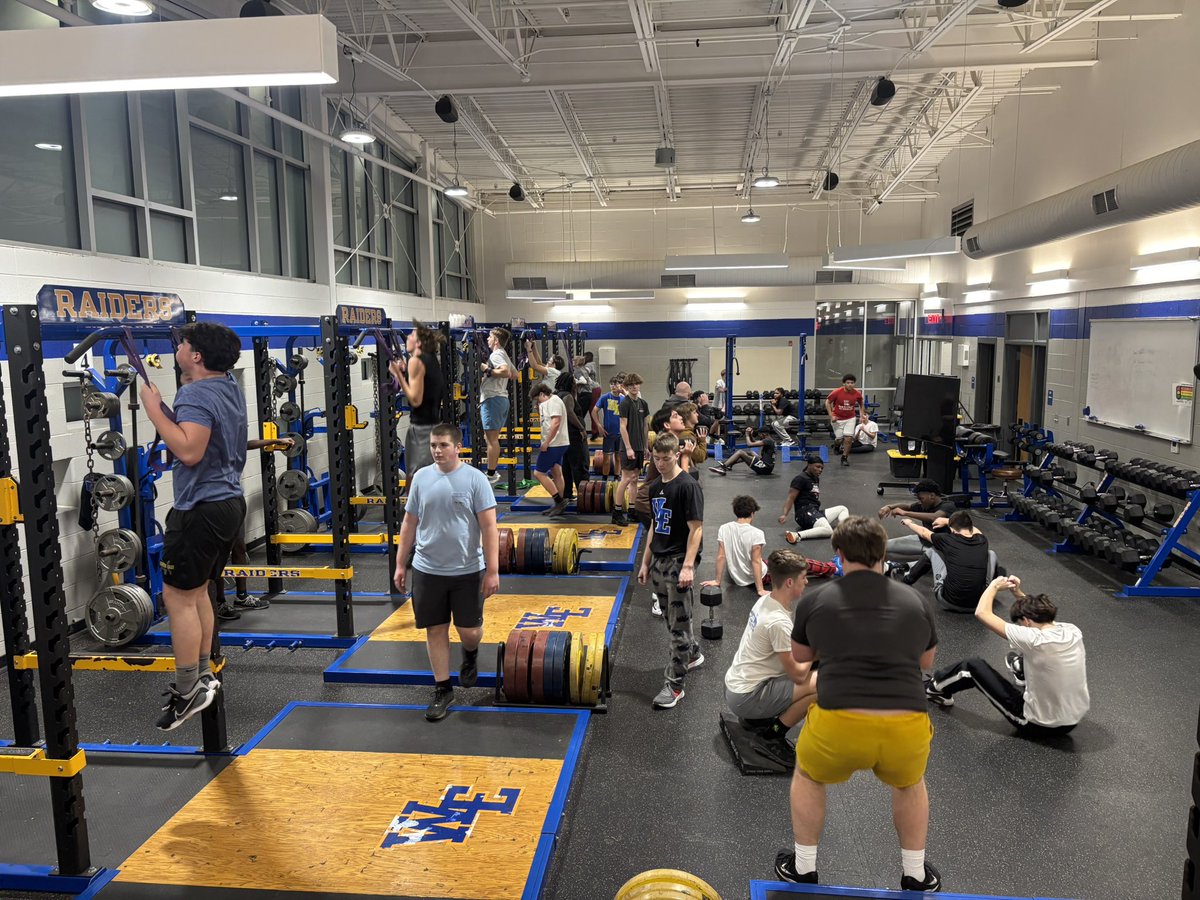 WEHSfootball1's tweet photo. This morning concluded the first month of our winter program. Slowly learning the process of setting and meeting the expectations from our teammates. 80 Days until Spring Practice. 203 Days until Kickoff. #WEexpect https://t.co/QPsqftFWNI