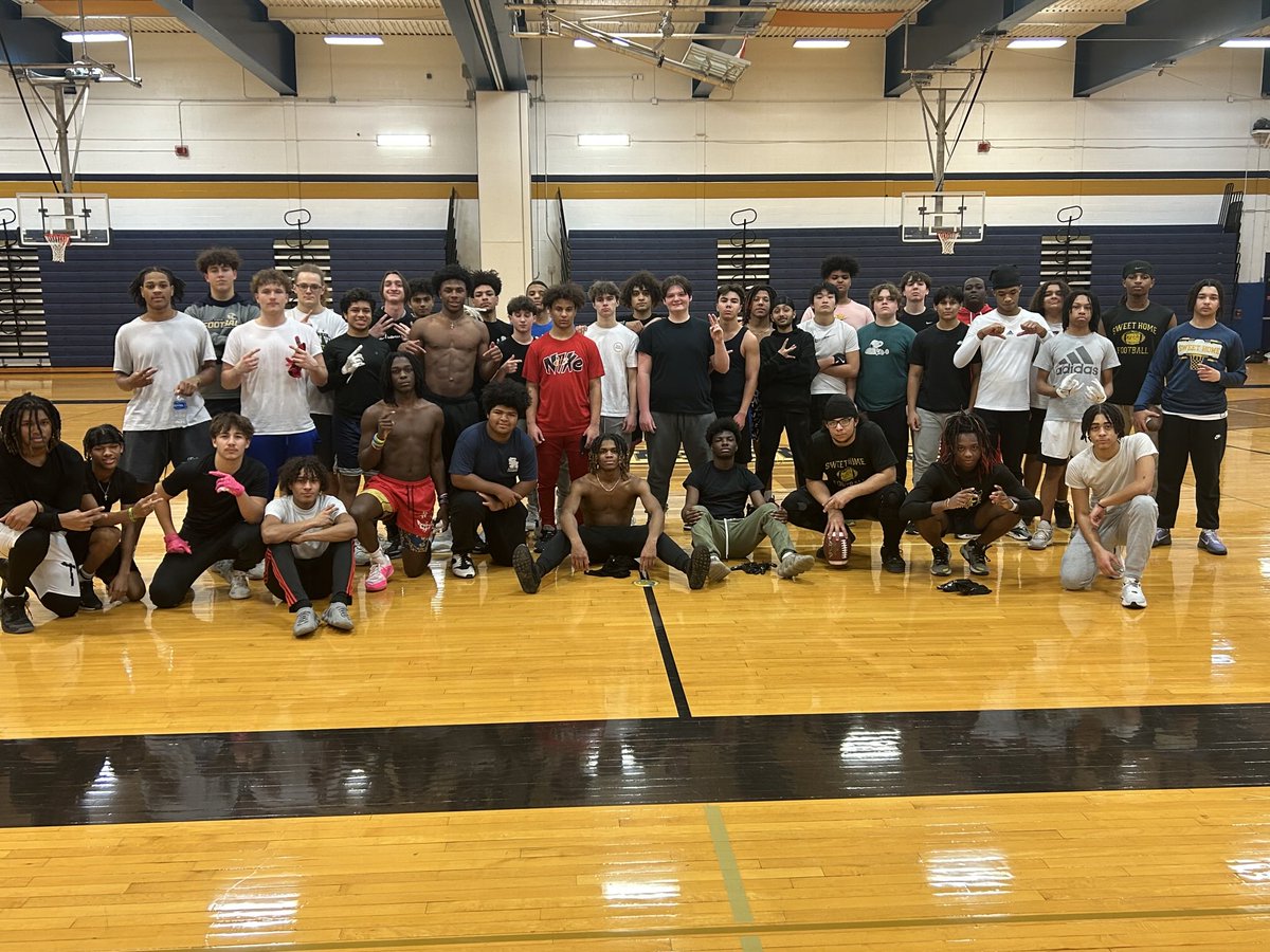 Sweet Home HS Football (@sweethomehsfb) on Twitter photo OTA’s week 2. Time to RELOAD!! 40 varsity guys getting after it in January!! Teaching and competing!! <a href="/SweetHomeCSD/">Sweet Home Central School District</a> <a href="/SHCSDAthletics/">Sweet Home Athletics</a> <a href="/MikeGinestre/">Mike Ginestre, Ed.D.</a> <a href="/WNYAthletics/">WNY Athletics</a> OTA’s week 2. Time to RELOAD!! 40 varsity guys getting after it in January!! Teaching and competing!! <a href="/SweetHomeCSD/">Sweet Home Central School District</a> <a href="/SHCSDAthletics/">Sweet Home Athletics</a> <a href="/MikeGinestre/">Mike Ginestre, Ed.D.</a> <a href="/WNYAthletics/">WNY Athletics</a>