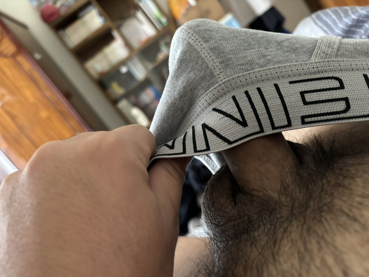 這兩天太忙了，所以忘記放粗一放蛇出來了😆