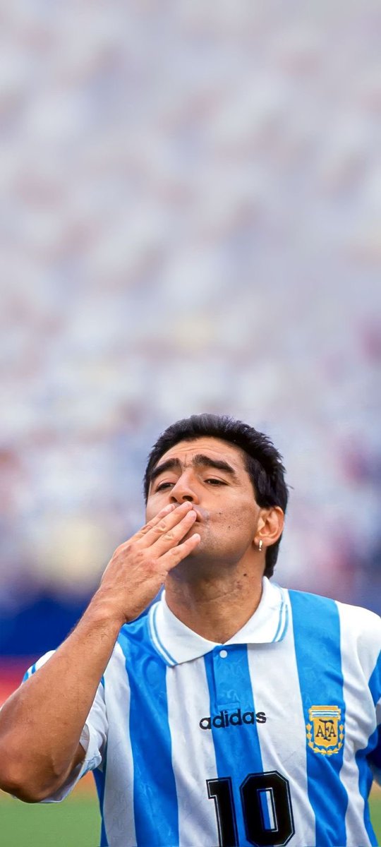 felirivera_'s tweet photo. @DiegoArchives @MaradonaLegends el mas grande de todos los tiempos ❤️ https://t.co/CJ2OJB0lWB