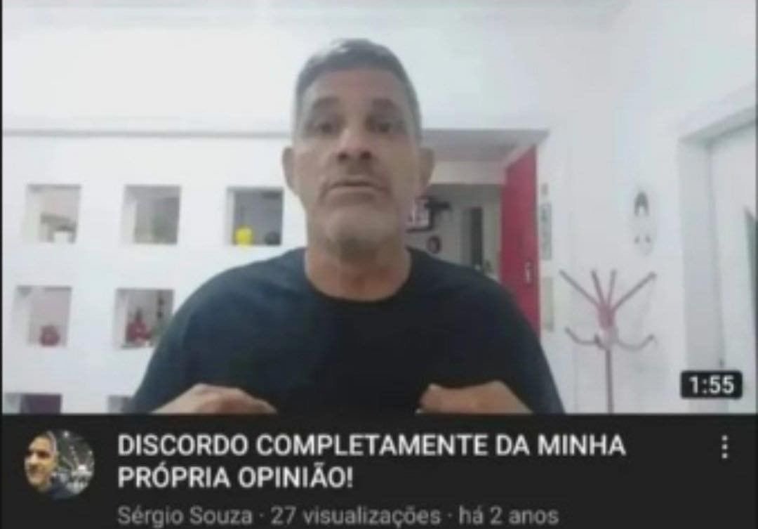 bluebullet_'s tweet photo. minha irmã que é Ateia foi contar pro meu pai que é cristão que ela está grávida
ele no meio do sermão falou "não era hora ainda" e ela usou a cartada do "é tudo no tempo de deus" 
ele ficou exatamente assim 👇 https://t.co/FO6kO3CTpP
