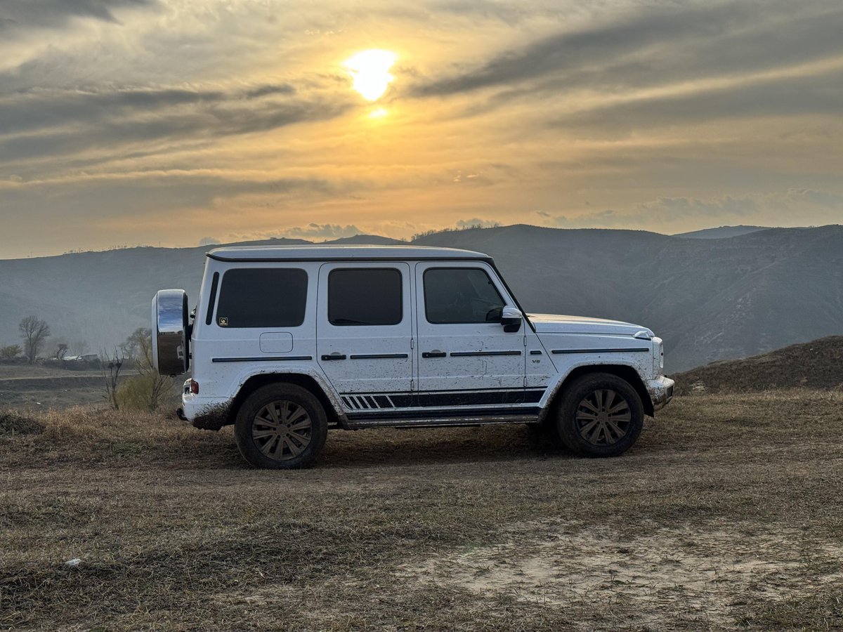 luzdelamara's tweet photo. I have started my first cross-country trip this year. I took this photo in the morning. I feel very handsome. The scenery here is very nice and beautiful. Are you ready to start cross-country trip?
#car #Caracas #Offroad #landscape #landscapeartistoftheyear #Offroadequipment https://t.co/0x7NIfJVt8