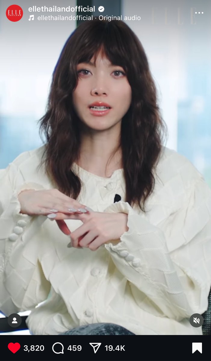 bleuefly's tweet photo. “Elle” Engagement Boost 🫡
( like, share, comment and save )
Orm IG “Cover” — 635k 🔜 800k
Elle IG “Ask Anything” — 3.8k 🔜 10k
Elle Youtube “Ask Anything” — 25k 🔜 100k
#ELLEThailand
#ELLEJanuary2025
#AskMeAnythingWithORM
#ormkornnaphat https://t.co/fwuXy3sDCu