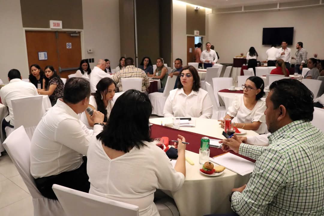 TenChiapas's tweet photo. Secretaría de la Frontera Sur realiza Primer Foro Consultivo: Desafíos y Oportunidades para el Desarrollo Fronterizo https://t.co/4h6QYB4z37