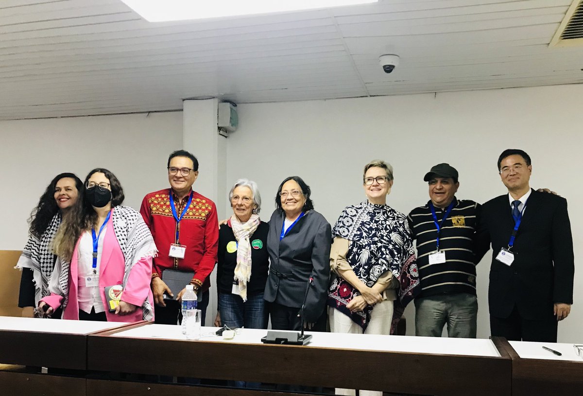 中方代表出席第六届世界平衡大会。
El representante de China asistió a la VI Conferencia Internacional Por El Equilibrio Del Mundo.
<a href="/EquilibrioForo/">Por el Equilibrio del Mundo</a> <a href="/UNESCO/">UNESCO 🏛️ #Education #Sciences #Culture 🇺🇳</a>