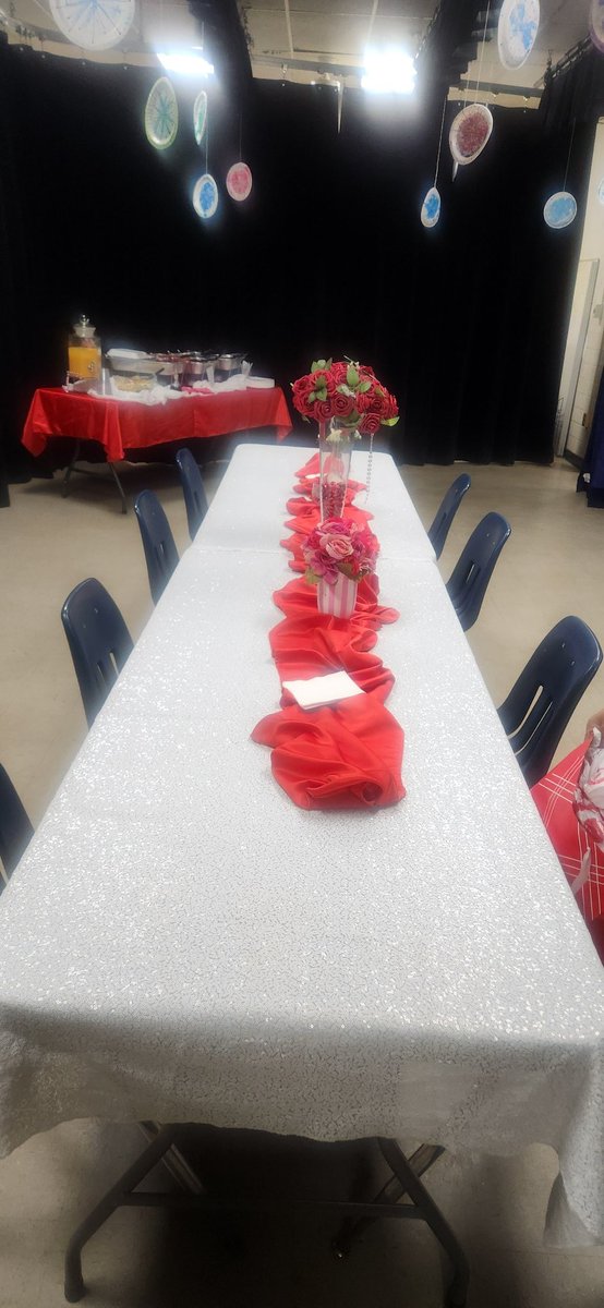 reginasblanton's tweet image. Our annual Student Parent Data talks were successful this week!!! We are greatful for all the parent support! Thank you Dr. @BergerLeads and Mrs. Townsend or joining us!!! #learningwalk #datatalks @DeKalbSchools @DCSDRegion1 @COSDeKalbCounty @DCSDSTEM